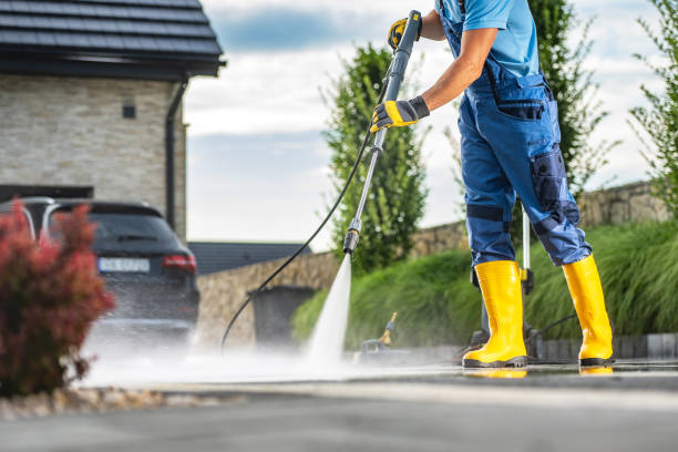 Best Driveway Pressure Washing  in Shippensburg, PA